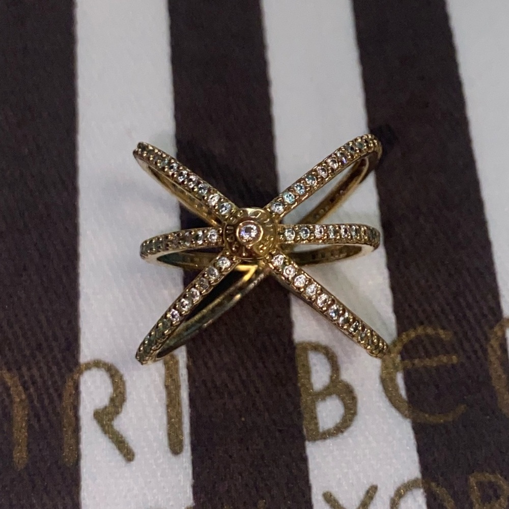 Henri Bendel Gold Ring Size 7